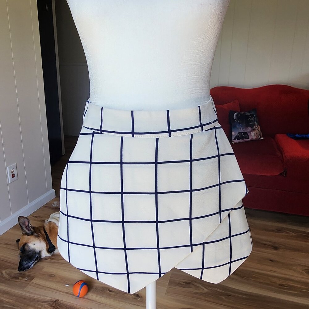 Preppy White/Navy Asymmetrical Skort